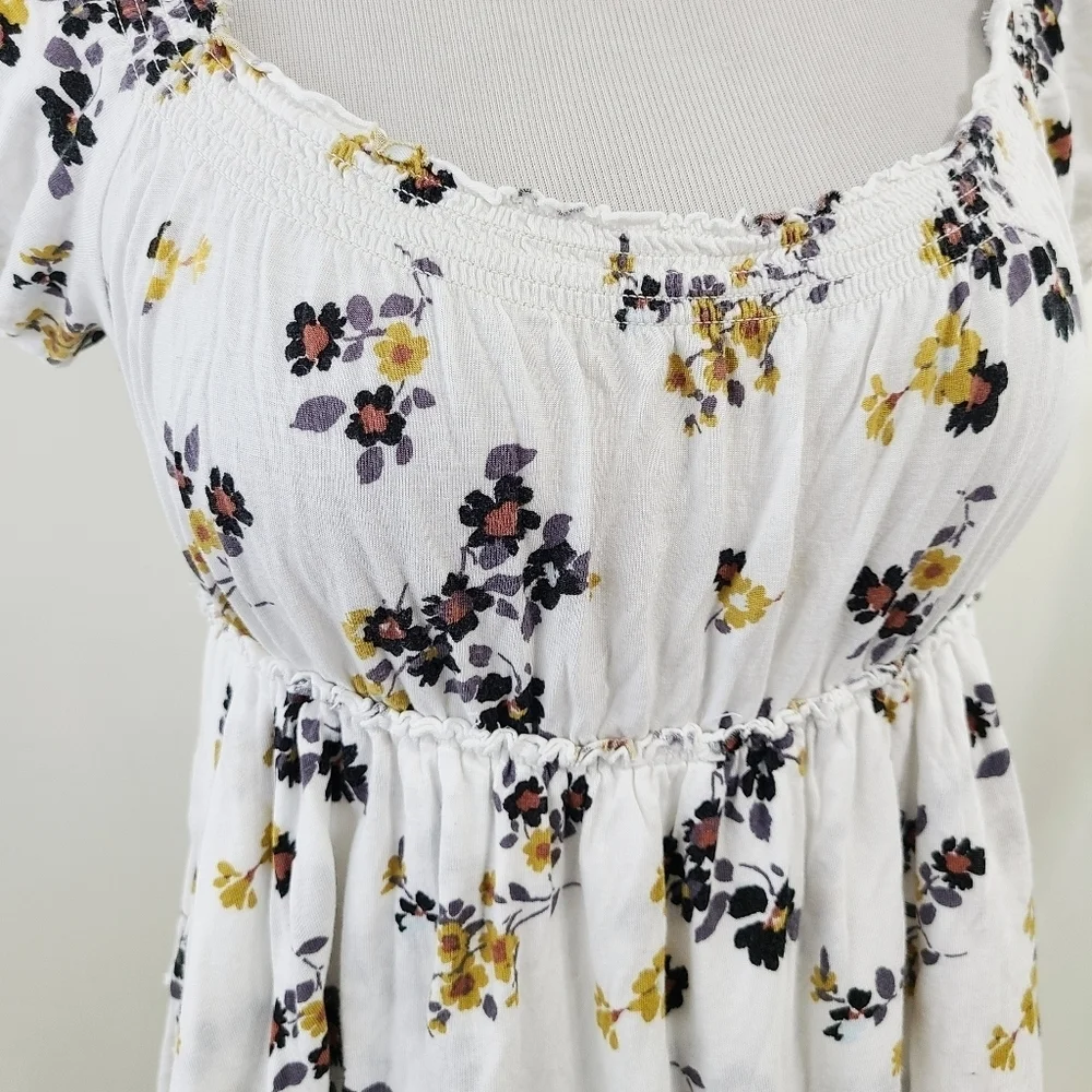 Free People short sleeve floral peasant top white yellow black size small